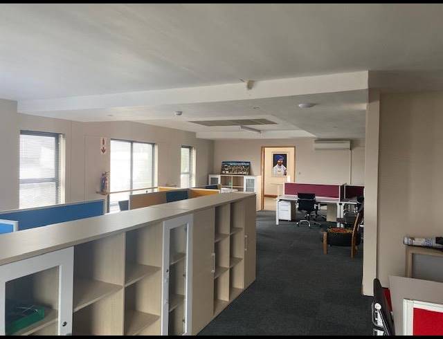 1,200M² WAREHOUSE TO LET IN ELFINDALE